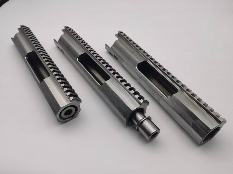 ชิ้นส่วนที่อยู่อาศัยของหลอดไฟคอมเพล็กซ์ CNC